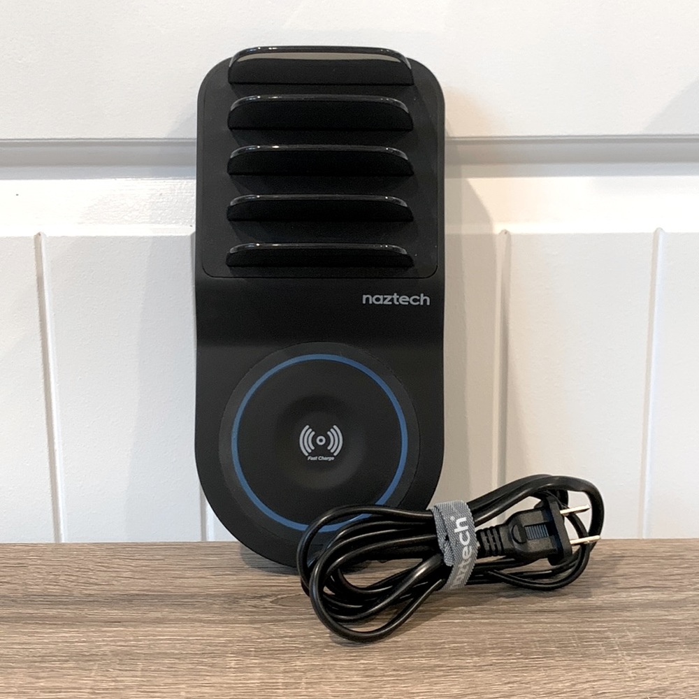 Naztech Charging Station